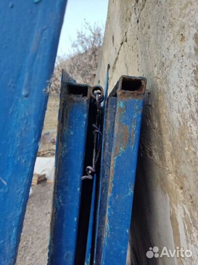 Ворота с калиткой распашные