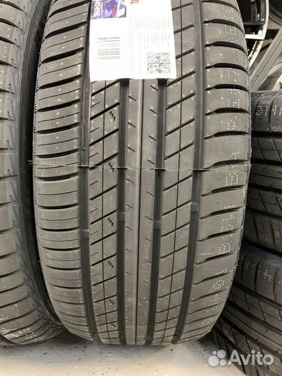 RoadX RXQuest SU01 245/45 R21 104Y