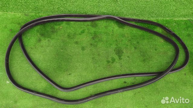 Уплотнительная резинка дверей задняя Volvo V70