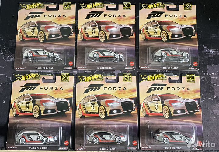 Hot wheels premium Audi RS 6 Avant Forza