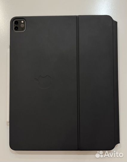 iPad pro 12.9 m1 256; pencil 2; magic keyboard