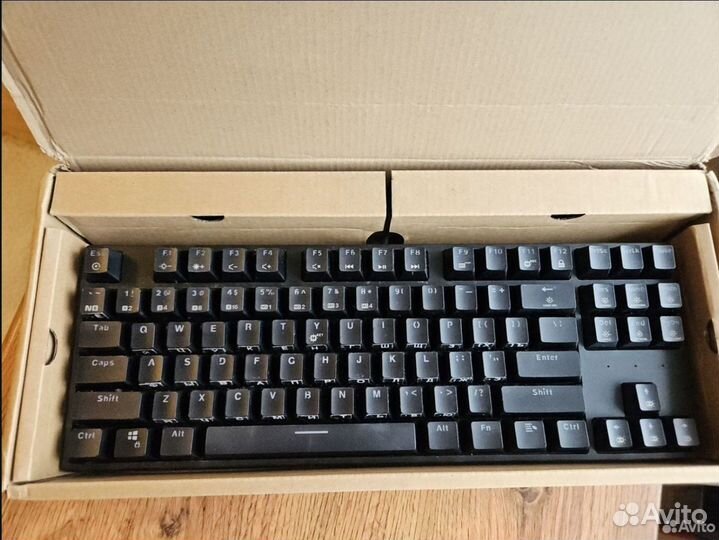 Механическая клавиатура Hexgears GK707