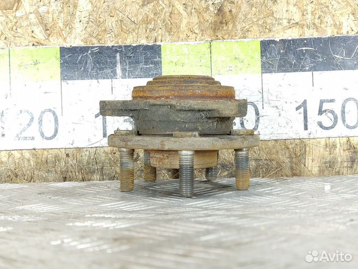 Ступица передняя Chrysler Sebring/dodge stratus 20