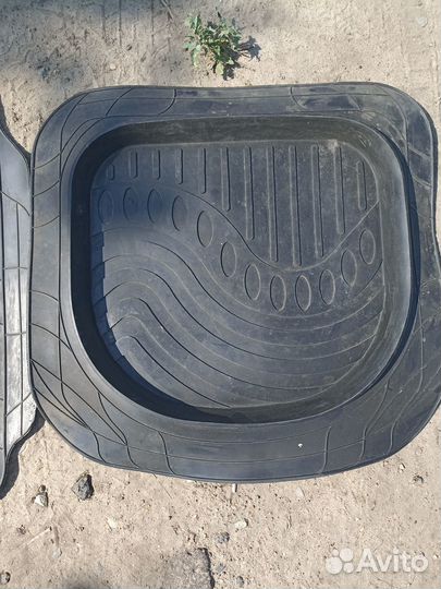 Автомобильные коврики резиновые