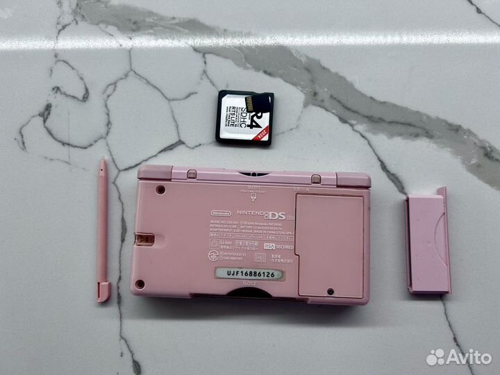 Nintendo DS Lite 32Gb прошитая R4 Pink