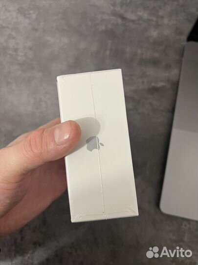 Наушники Apple AirPods Pro MagSafe (1 поколение)