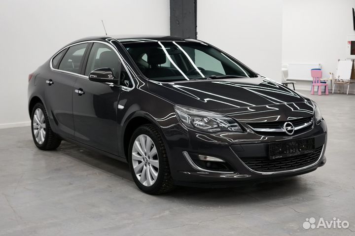 Opel Astra 1.6 AT, 2013, 154 000 км