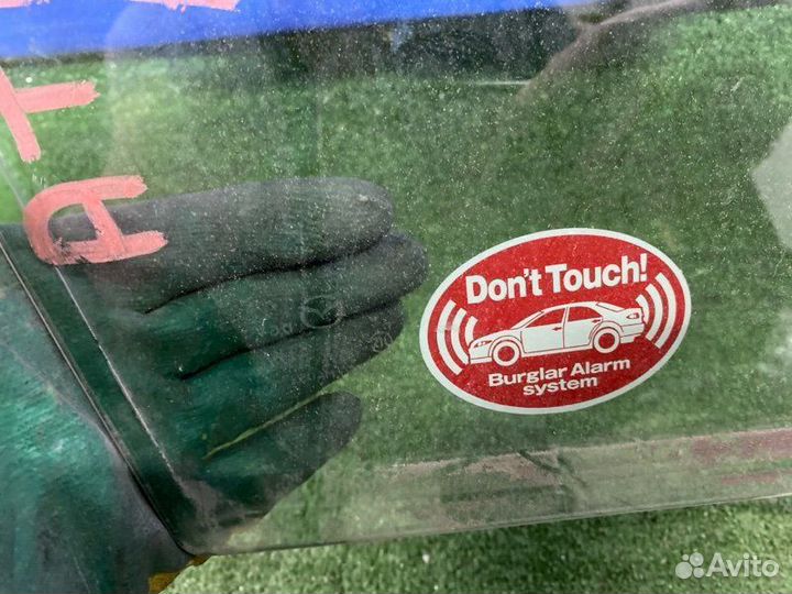 Стекло двери переднее правое Mazda Atenza GH L5VE