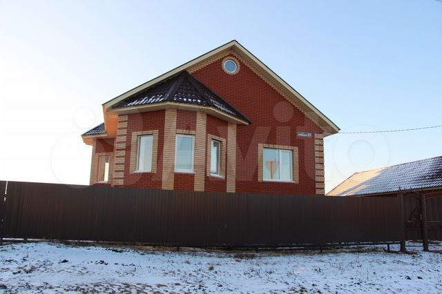 Дом в янаульском районе. Авито янаул недвижимость. Раевка башкортостан янаул. Южная 2 янаул дом. Красивые дома янаула.