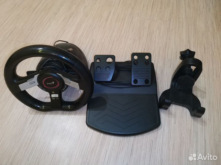 Игровой руль с педалями Genius Speed Wheel 5 pro