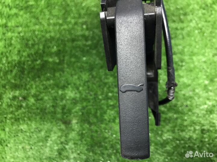 Трос открывания капота передний Peugeot 308 1.6