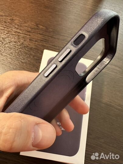 Чехол на iPhone 14 pro кожаный