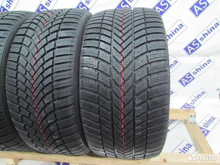 Bridgestone Blizzak LM-005 225/40 R19 и 255/35 R19 93W