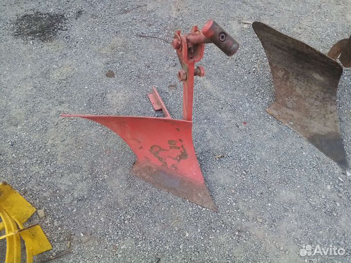 Плуг к мотоблоку