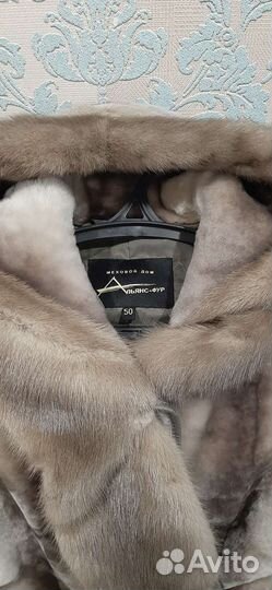 Шуба мутоновая с капюшоном