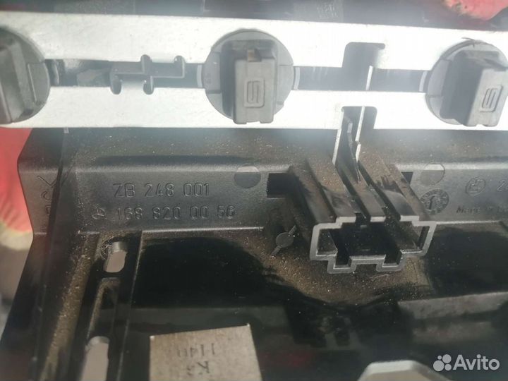 Дополнительный стоп сигнал Mercedes W168