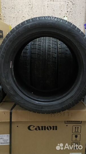 Bridgestone Blizzak Revo GZ 235/50 R17 96Q