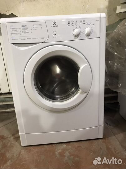 Стиральная машина indesit