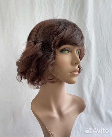 Парик новый каштановый короткий кудрявый с челкой