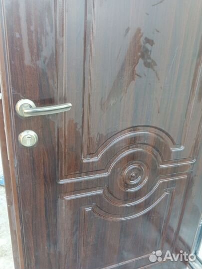Дверь входная металлическая противопожарная