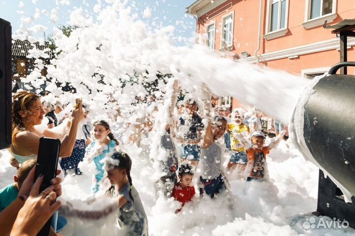 Пенная вечеринка, пенная пушка, аниматор