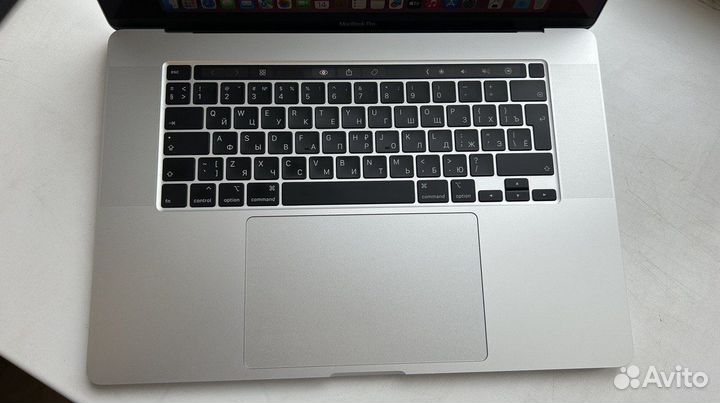 MacBook Pro 16 i7/16/512 ростест