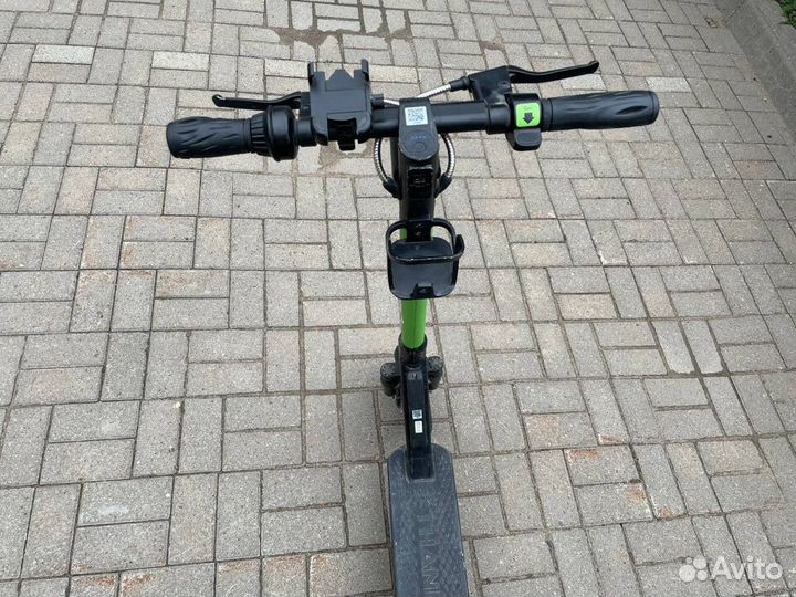 Электросамокат Mankeel B1D