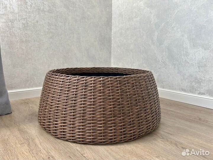 Новогодняя юбка под ёлку из ротанга