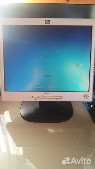 Монитор HP 1502