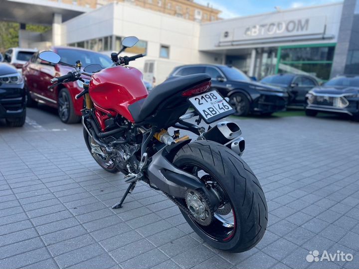 Ducati Monster 1200