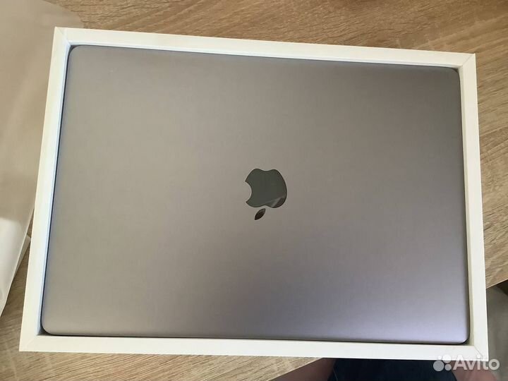 Apple macbook pro 13 2020 m1 8gb 256