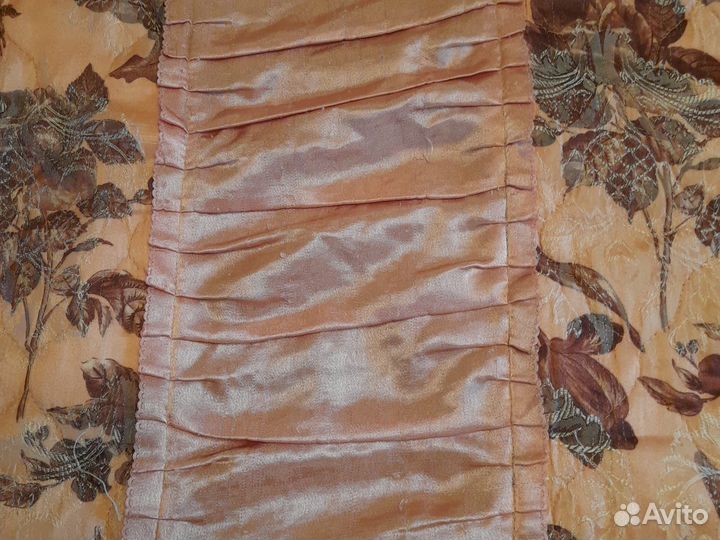 Розовое покрывало с цветами для кровати 160*200