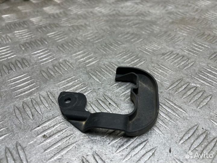 Крепление радиатора Nissan Teana J32 VQ25DE 2008