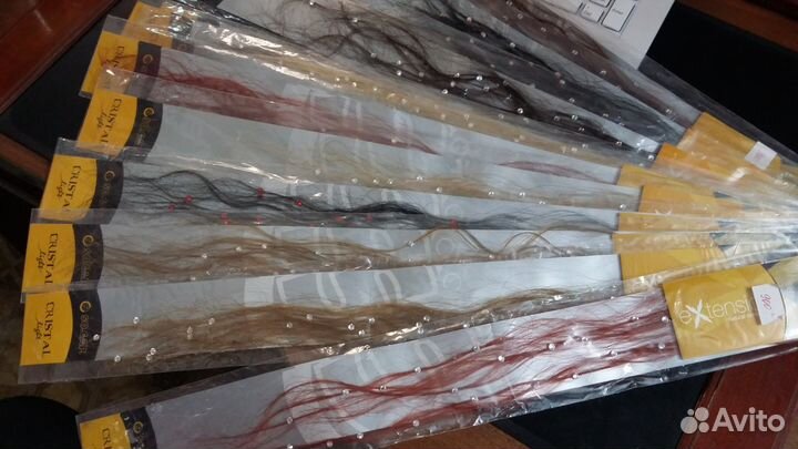 Волосы на Заколках со Стразами и Украшениями