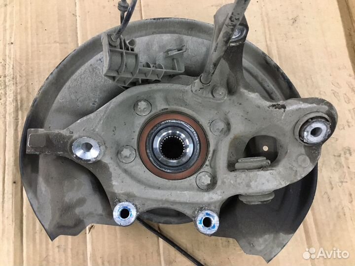 Цапфа задняя Mercedes w207