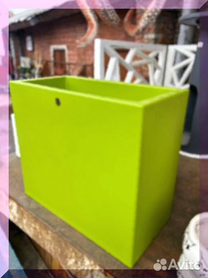 Кашпо для загородного дома