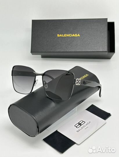 Солнцезащитные очки Balenciaga