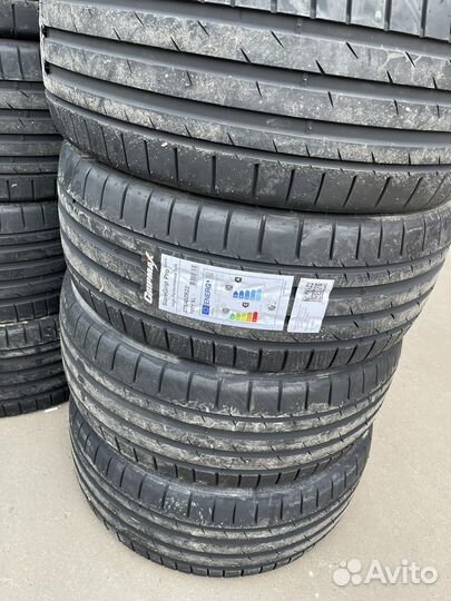 Gripmax SureGrip Pro Sport 275/40 R22 и 315/35 R22