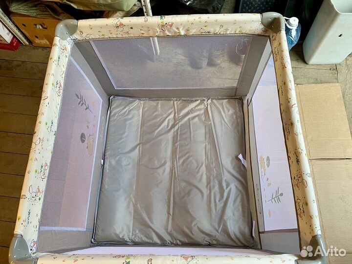 Манеж детский складной