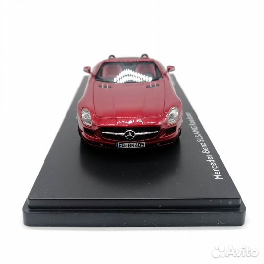 Модель Schuco Mercedes-Benz SLS AMG A197 1:43