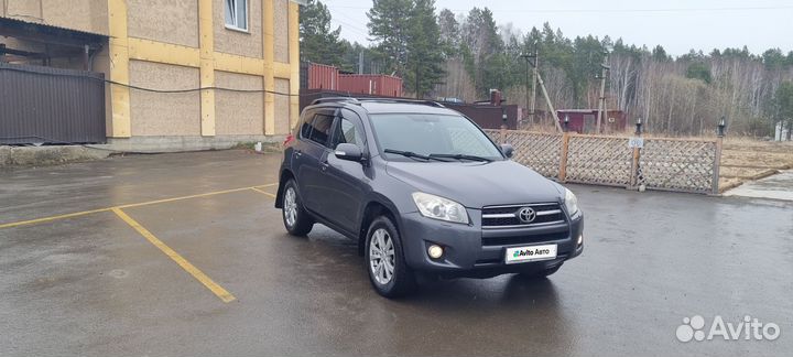 Toyota RAV4 2.0 AT, 2009, 240 000 км