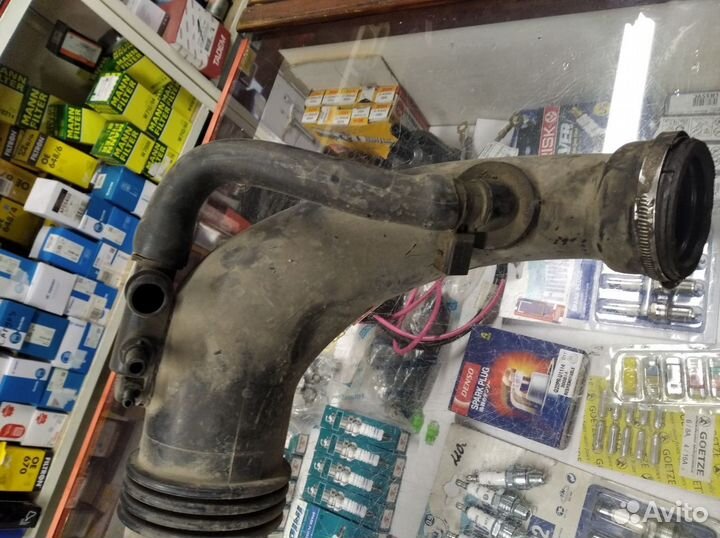 Патрубок интеркулера Mercedes-Benz C-Class W204