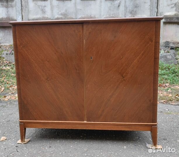 Винтажная тумба хайборд