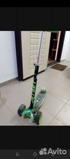 Самокат 3х колесный