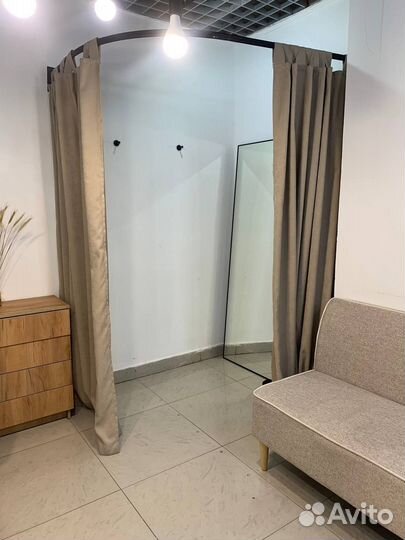 Дуга для примерочной