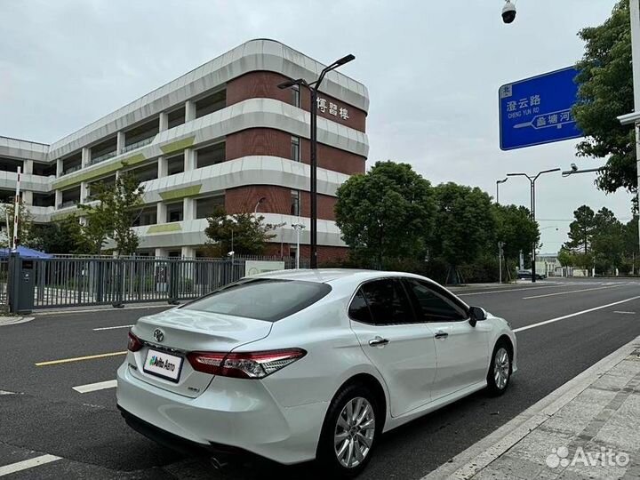 Toyota Camry 2.0 AT, 2019, 45 000 км