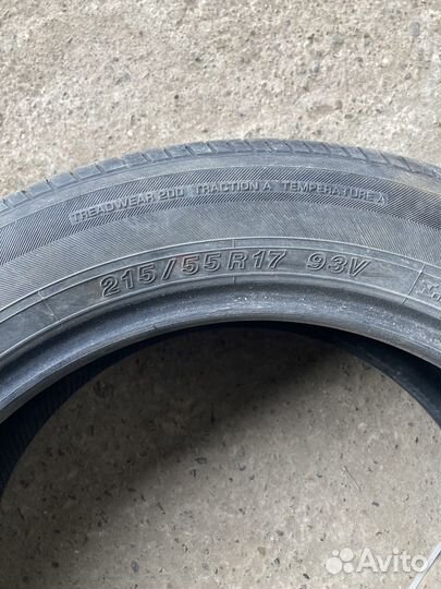 Yokohama dB Decibel E70 215/55 R17