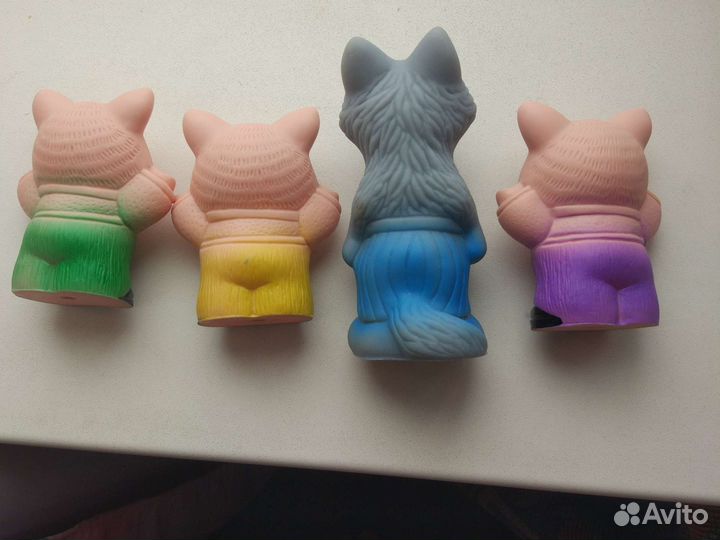 Три поросенка