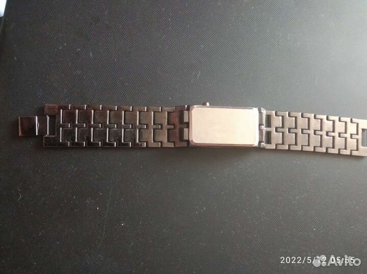 Часы с браслетом