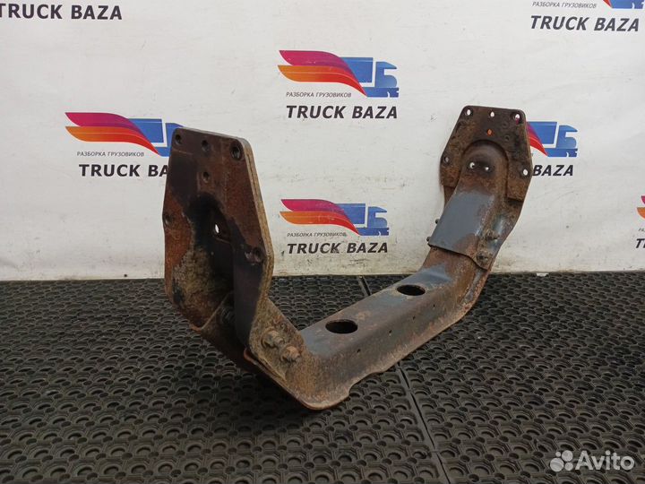 Траверса рамы поперечная под кпп Iveco Stralis